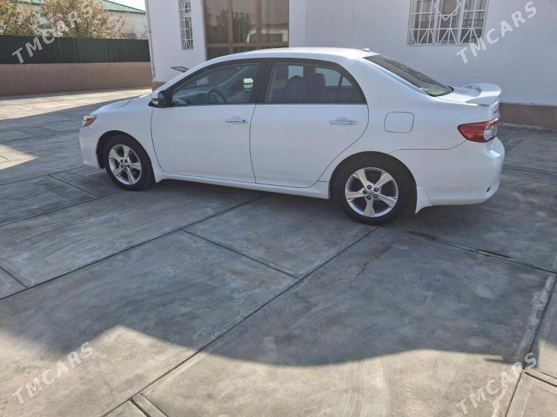 Toyota Corolla 2013 - 183 000 TMT - Täze zaman - img 3