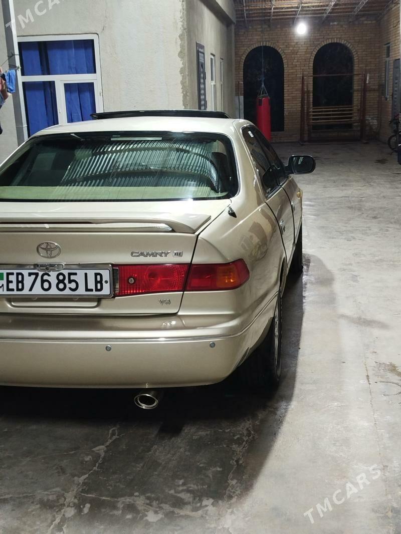 Toyota Camry 2001 - 160 000 TMT - Туркменабат - img 5
