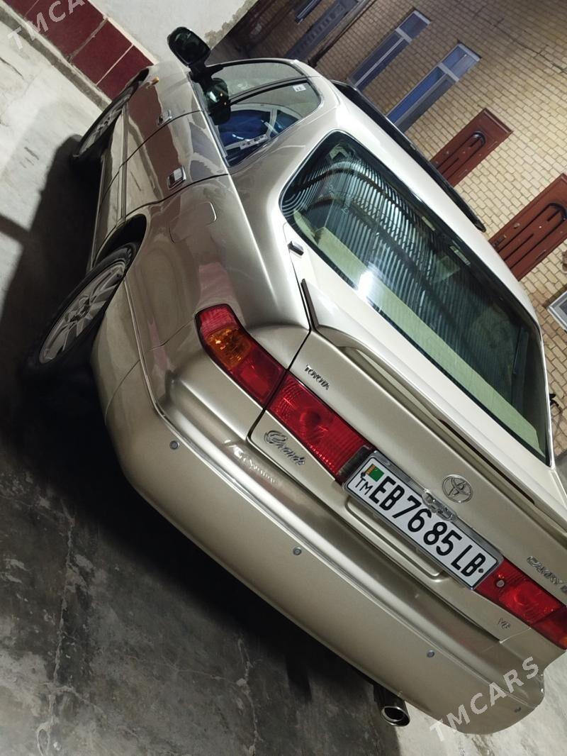 Toyota Camry 2001 - 160 000 TMT - Туркменабат - img 6