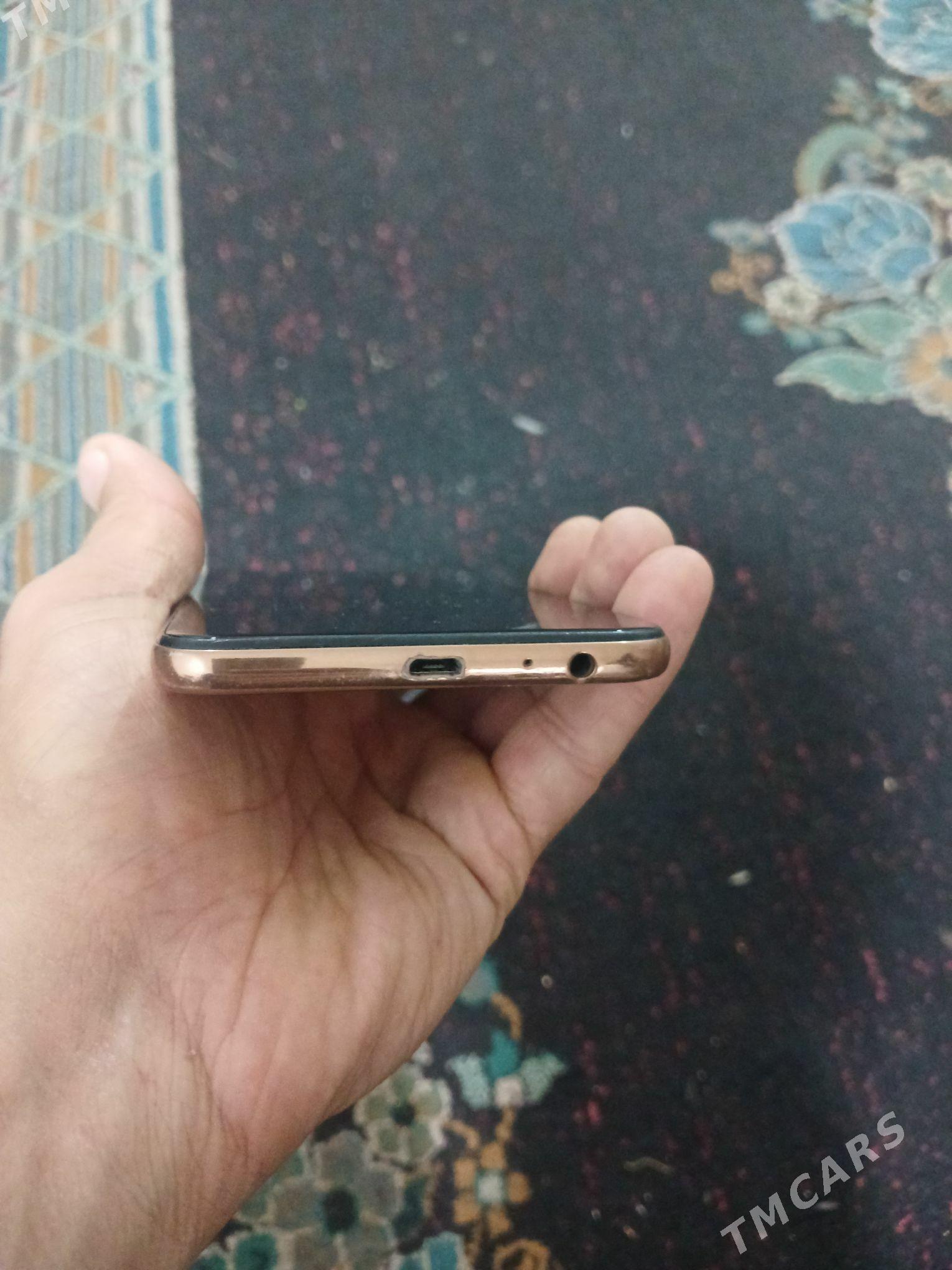 Samsung j4+ 3/32 - Mary - img 3