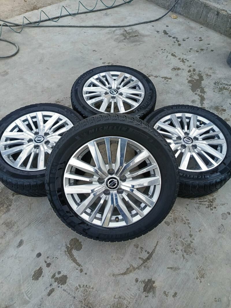 nissan 17 disge pakryska 7 500 TMT - Ашхабад - img 1