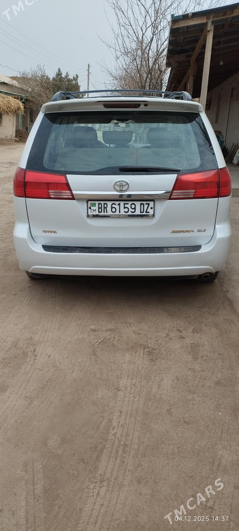 Toyota Sienna 2004 - 265 000 TMT - Гурбансолтан Едже - img 6