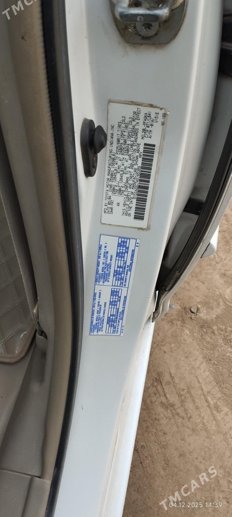 Toyota Sienna 2004 - 265 000 TMT - Гурбансолтан Едже - img 2