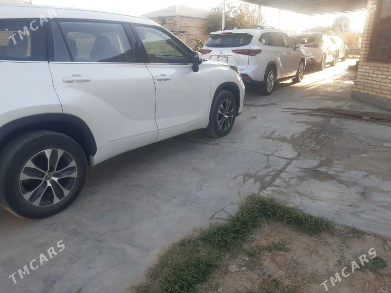 Toyota Highlander 2020 - 568 000 TMT - Мары - img 7