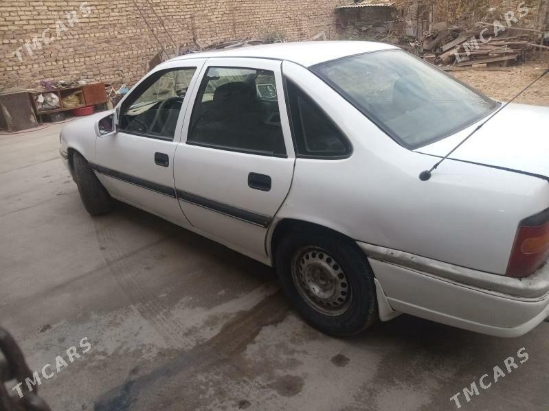 Opel Vectra 1994 - 30 000 TMT - Туркменабат - img 2