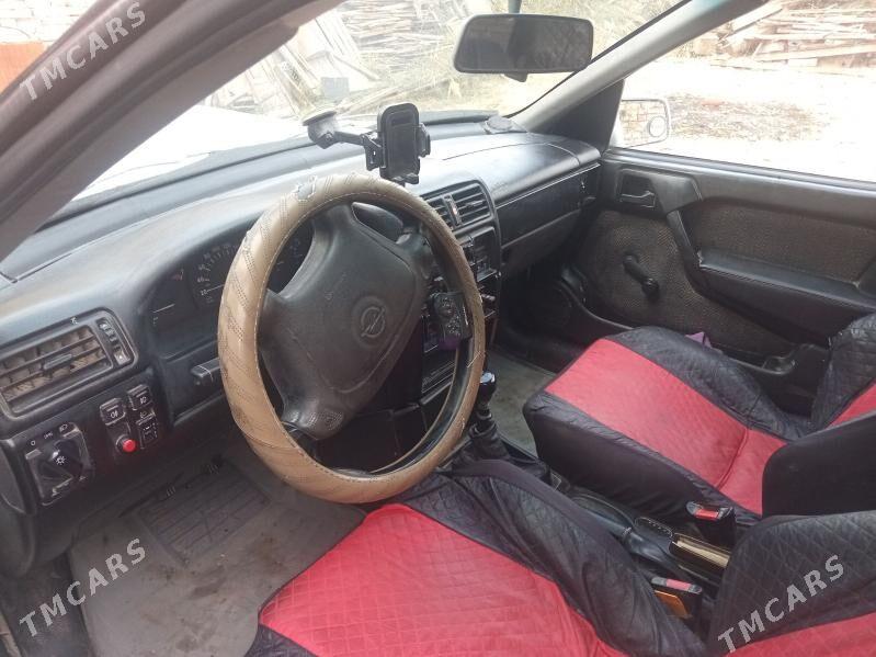 Opel Vectra 1994 - 30 000 TMT - Туркменабат - img 4