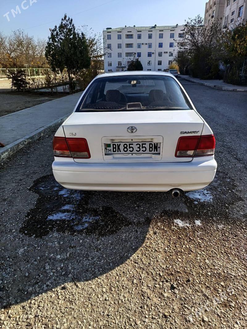 Toyota Camry 1996 - 65 000 TMT - Балканабат - img 4