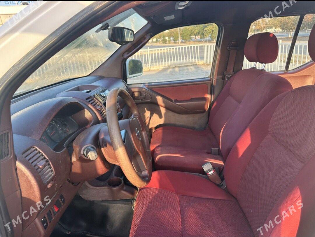 Nissan Navara 2014 - 189 000 TMT - Ак-Бугдайский этрап - img 2