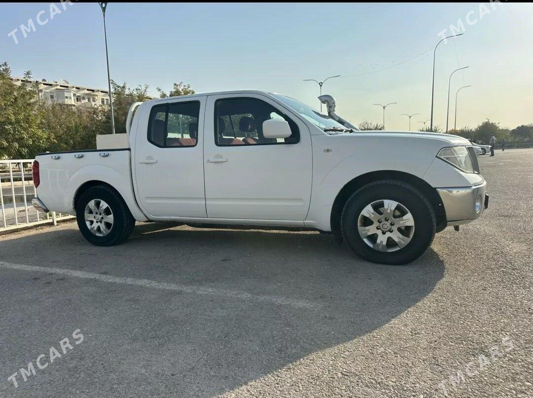Nissan Navara 2014 - 189 000 TMT - Ак-Бугдайский этрап - img 3