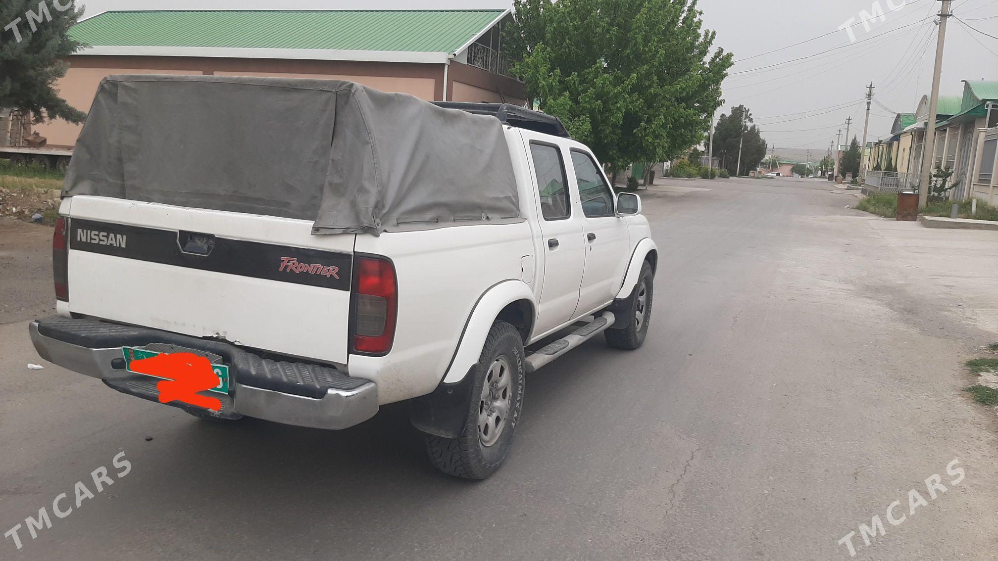 Nissan Frontier 2000 - 95 000 TMT - Багир - img 4