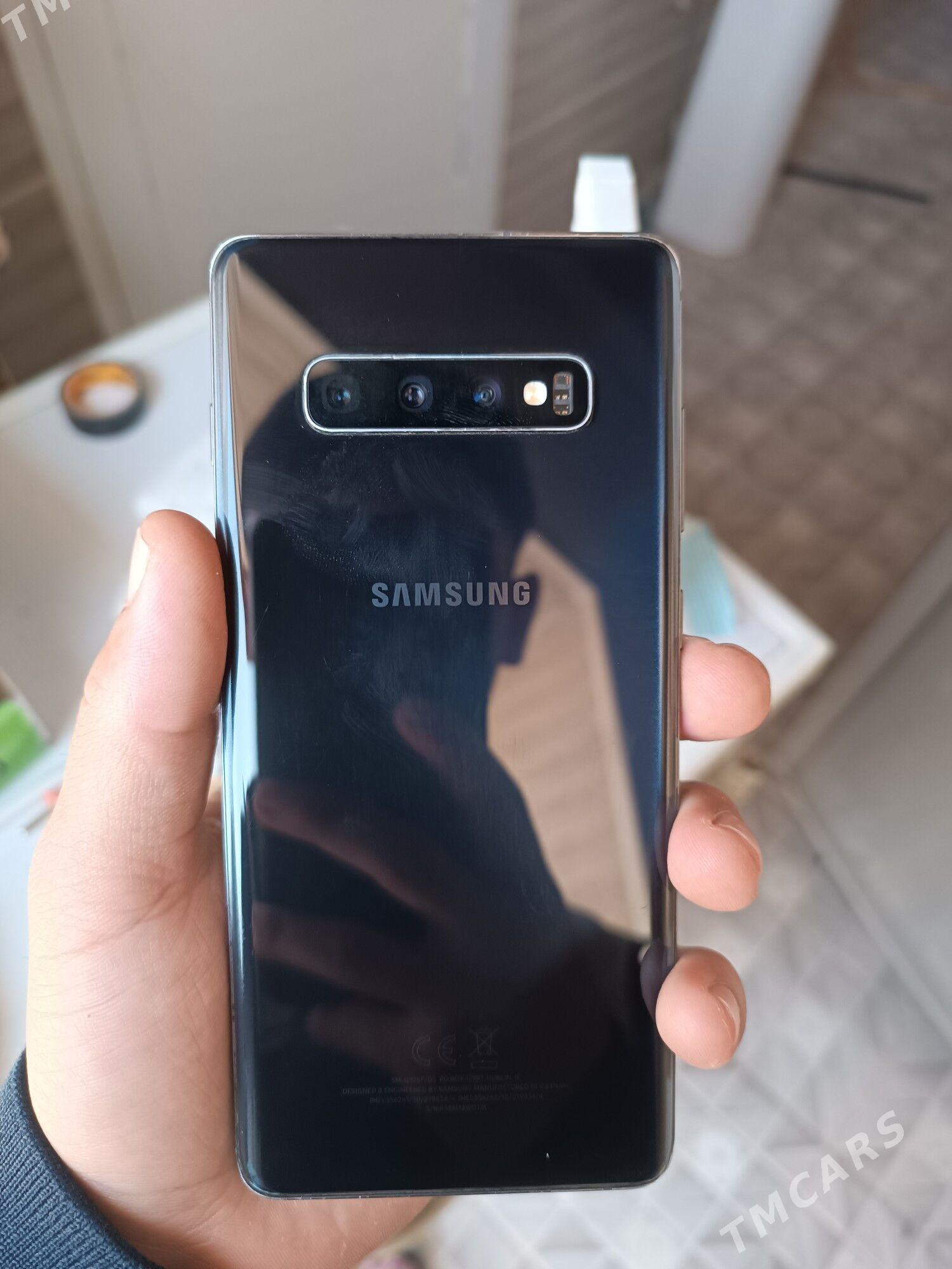 Samsung S10+ - Mary - img 3