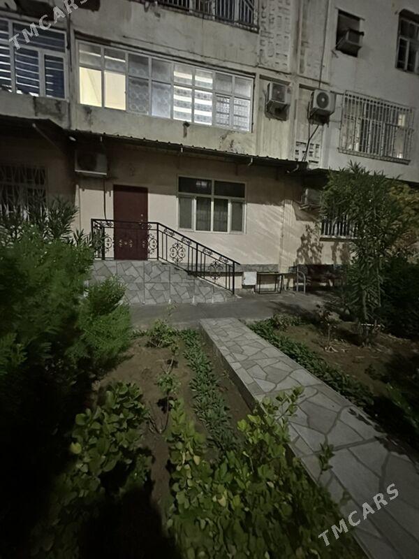 Досааф 1 этаж 2 комнаты двор - Ашхабад - img 9