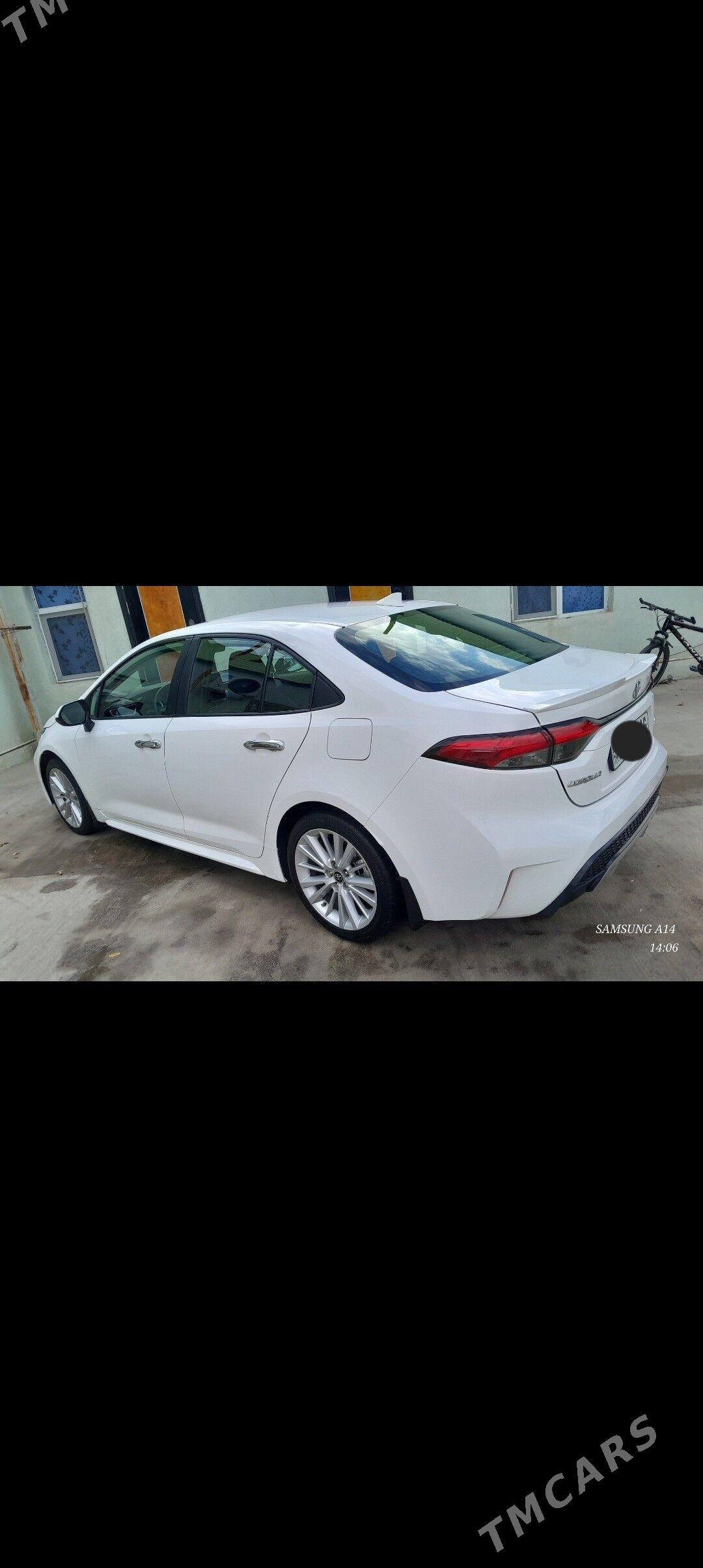 Toyota Corolla 2022 - 240 000 TMT - Бузмеин - img 6