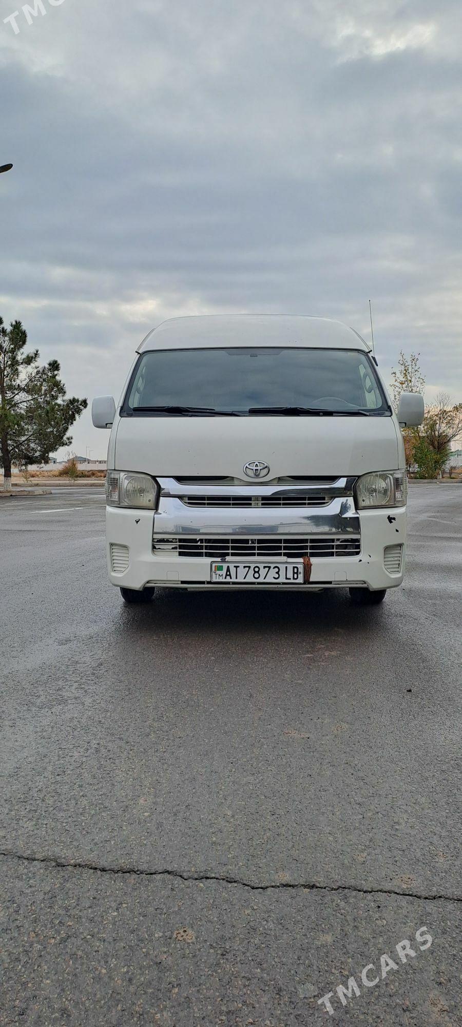 Toyota Hiace 2015 - 355 000 TMT - Туркменабат - img 5