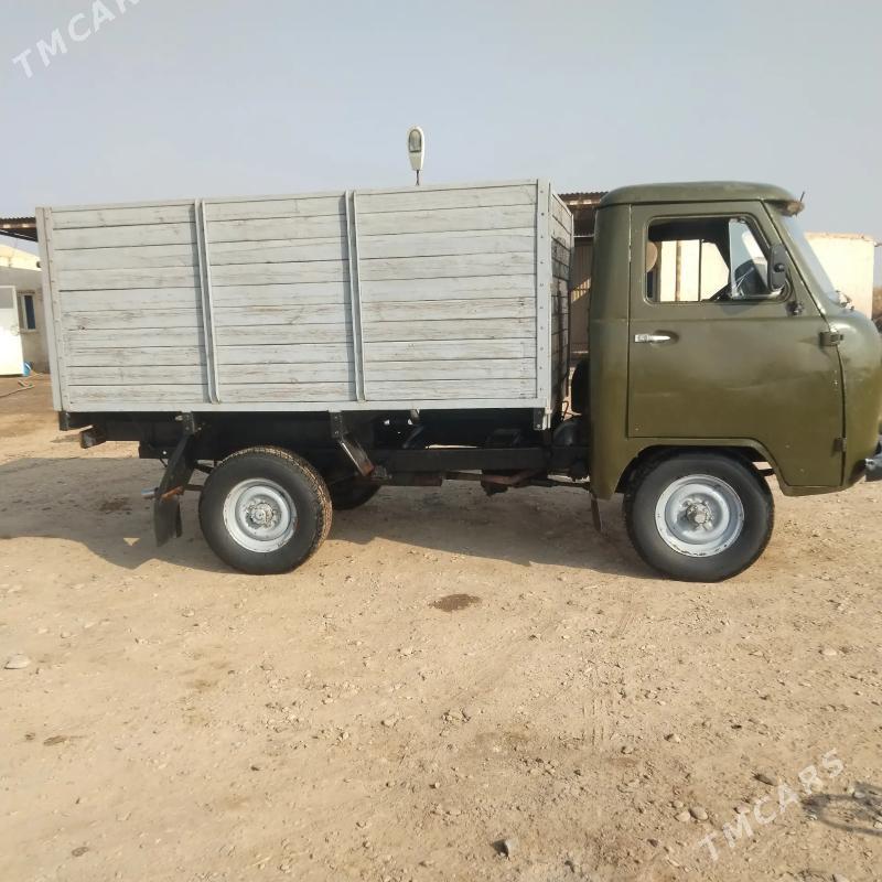 UAZ Profi 1985 - 50 000 TMT - Серахс - img 4