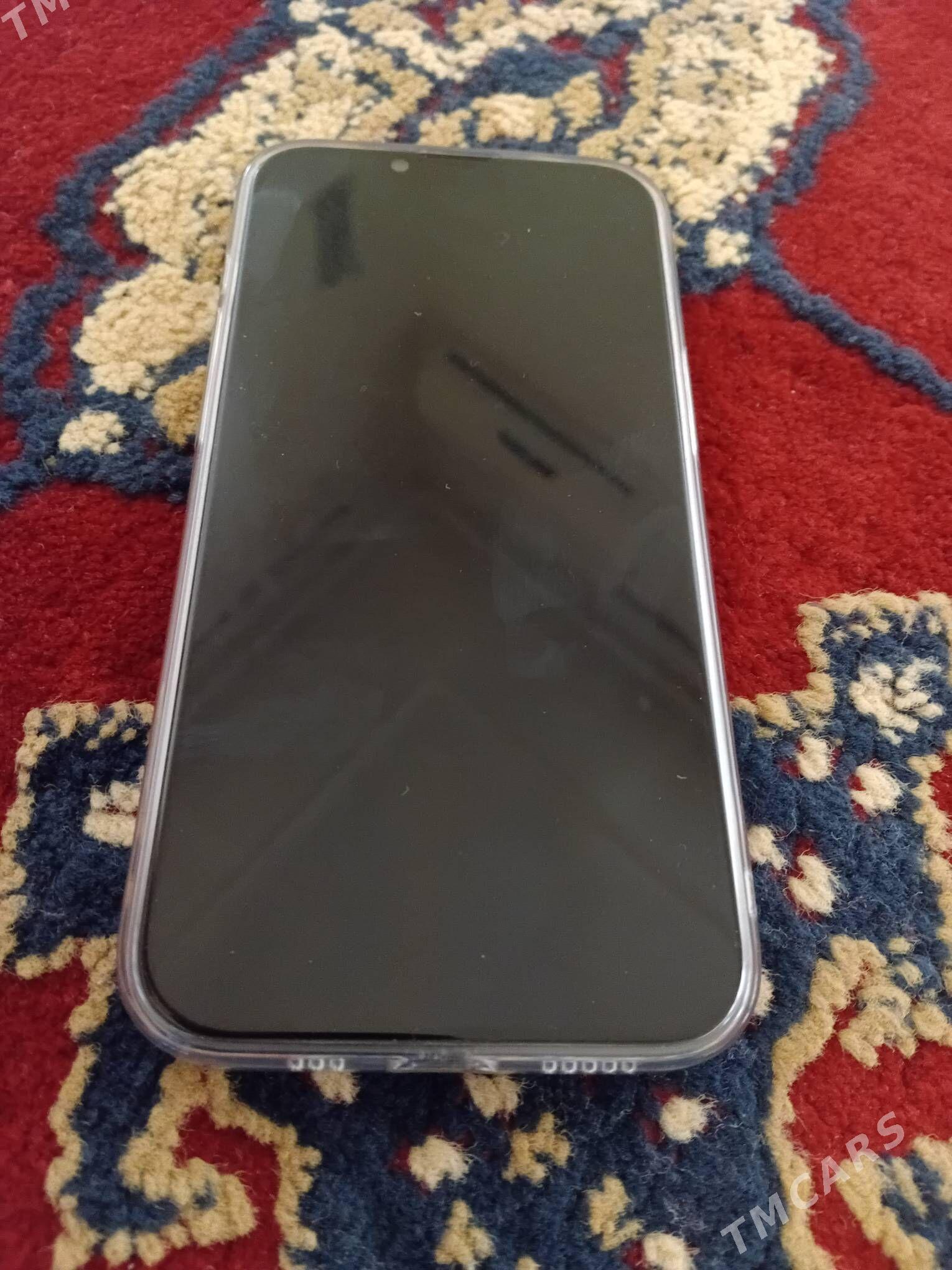 iphone 16e - Aşgabat - img 2