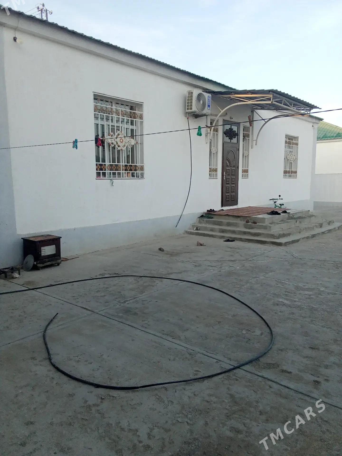 Satlyk jay/Продаётся дом - Gökdepe - img 2