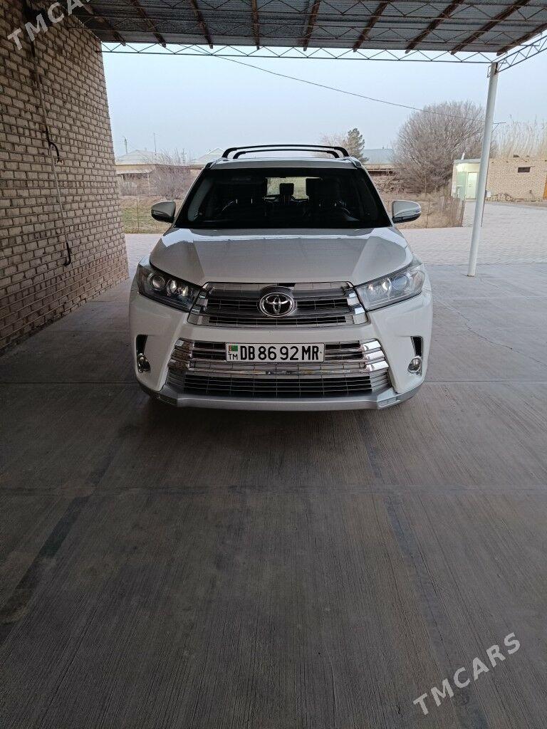 Toyota Highlander 2016 - 337 000 TMT - Baýramaly - img 2