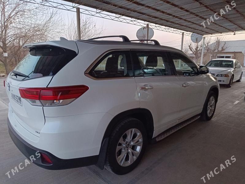 Toyota Highlander 2016 - 337 000 TMT - Baýramaly - img 3