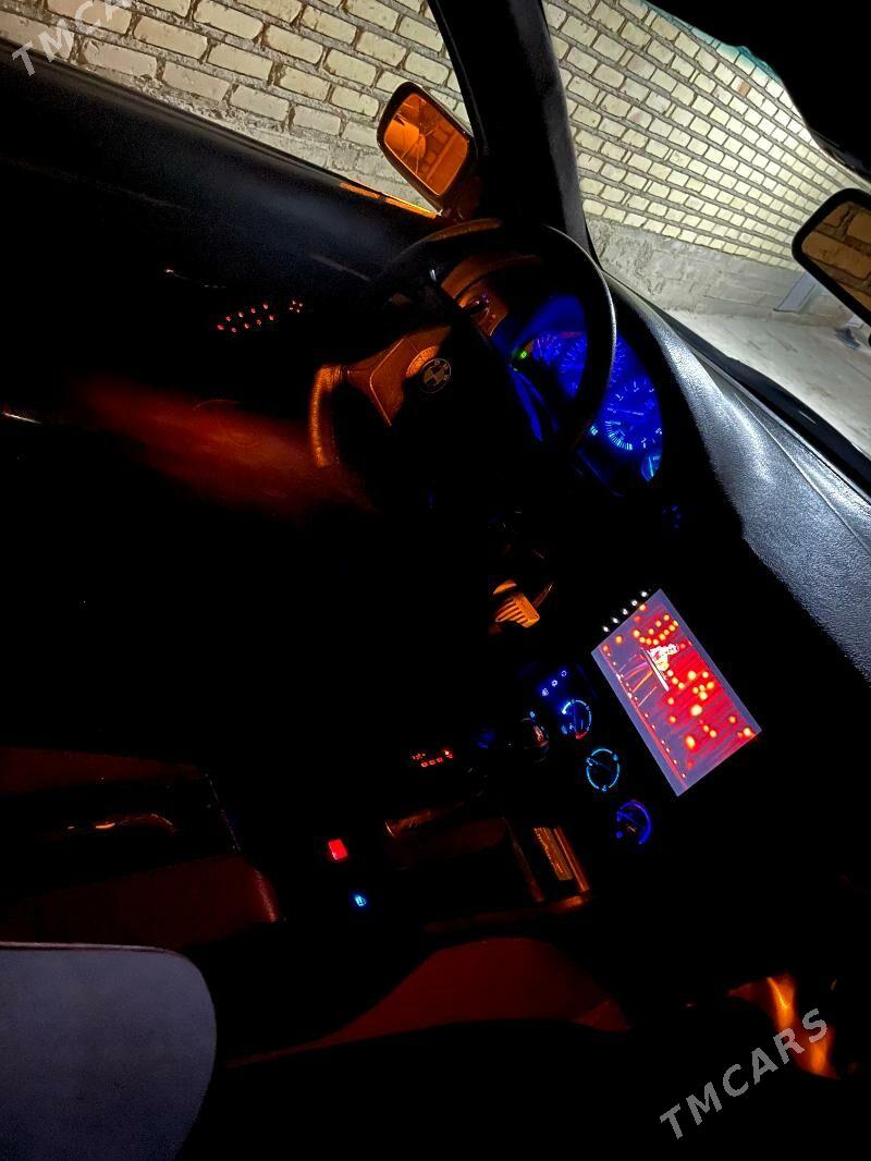 BMW 528 2000 - 100 000 TMT - Гумдаг - img 5