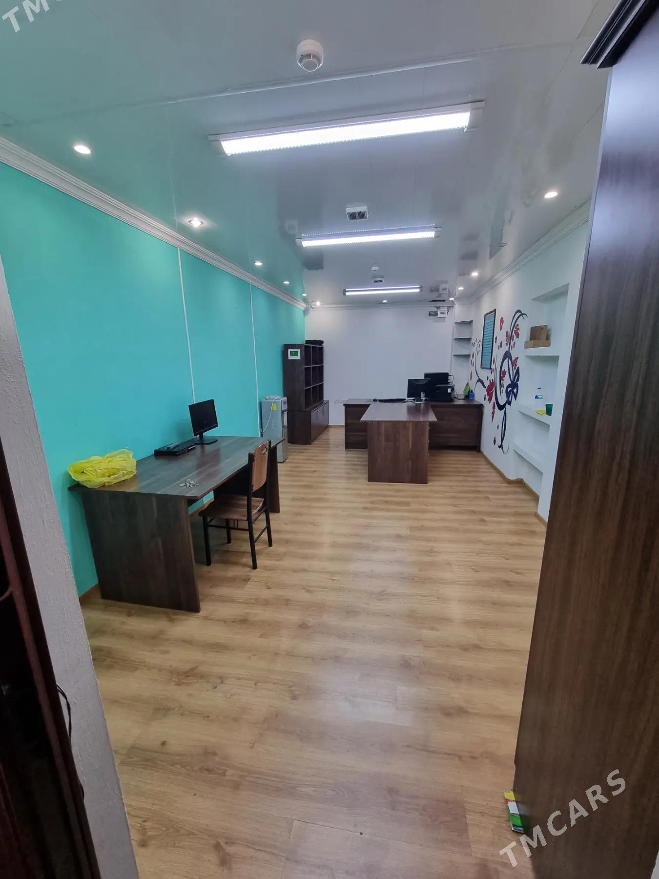 Аренда Офиса В Уневирмаге 3этж - Aşgabat - img 1