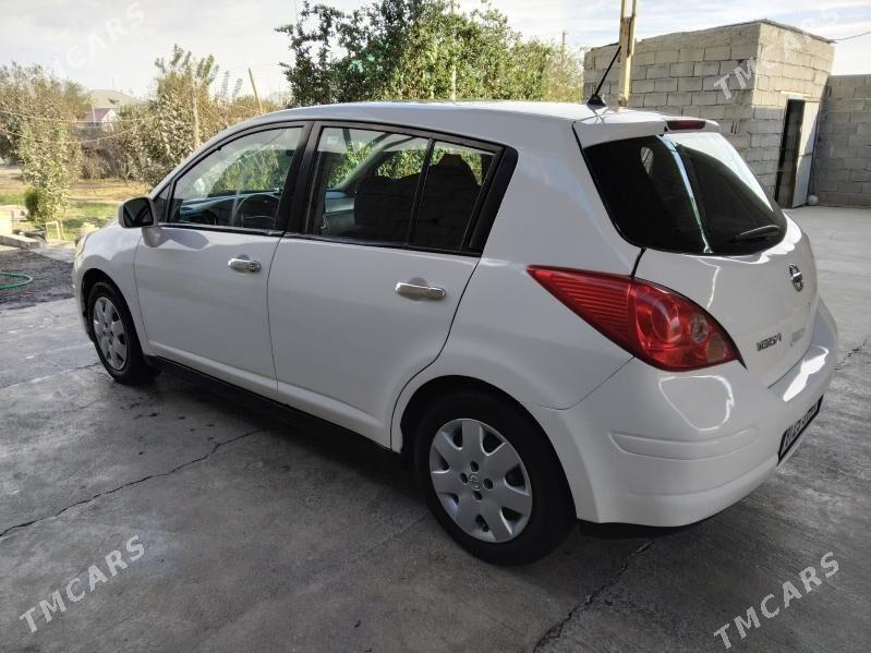 Nissan Versa 2009 - 124 000 TMT - Гёкдепе - img 4