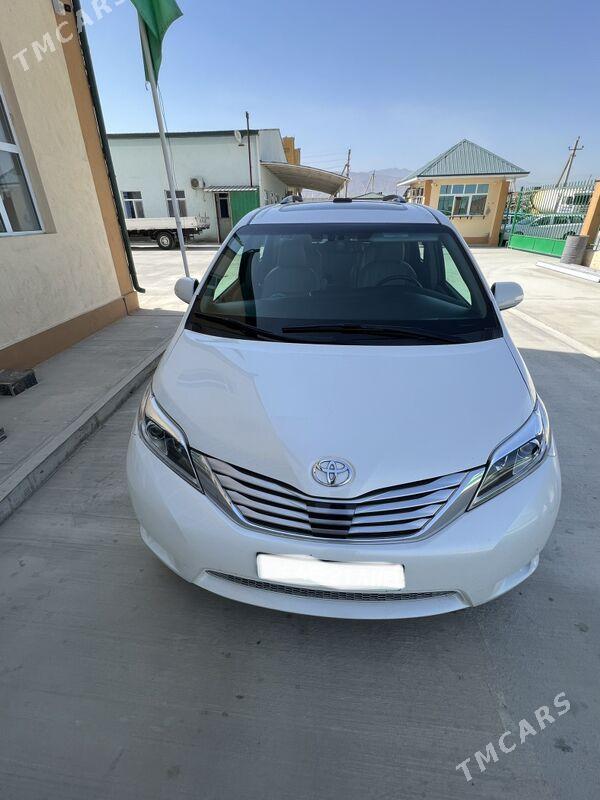 Toyota Sienna 2017 - 410 000 TMT - Бахарден - img 1