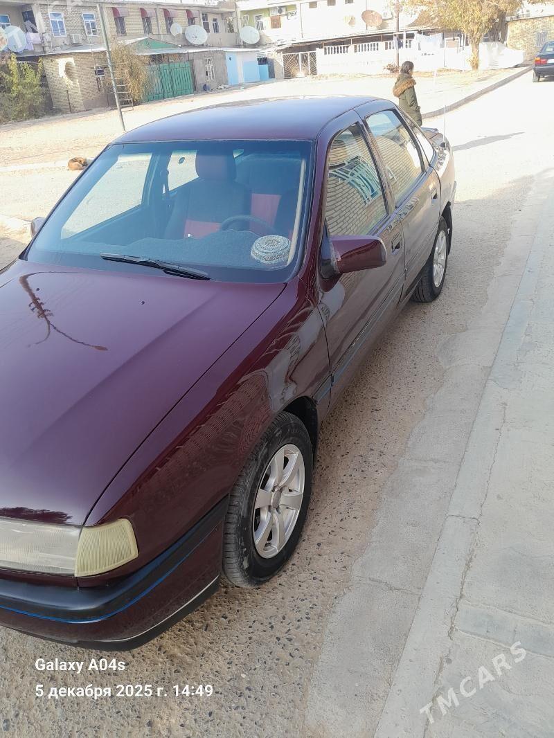 Opel Vectra 1992 - 38 000 TMT - Шатлык - img 2