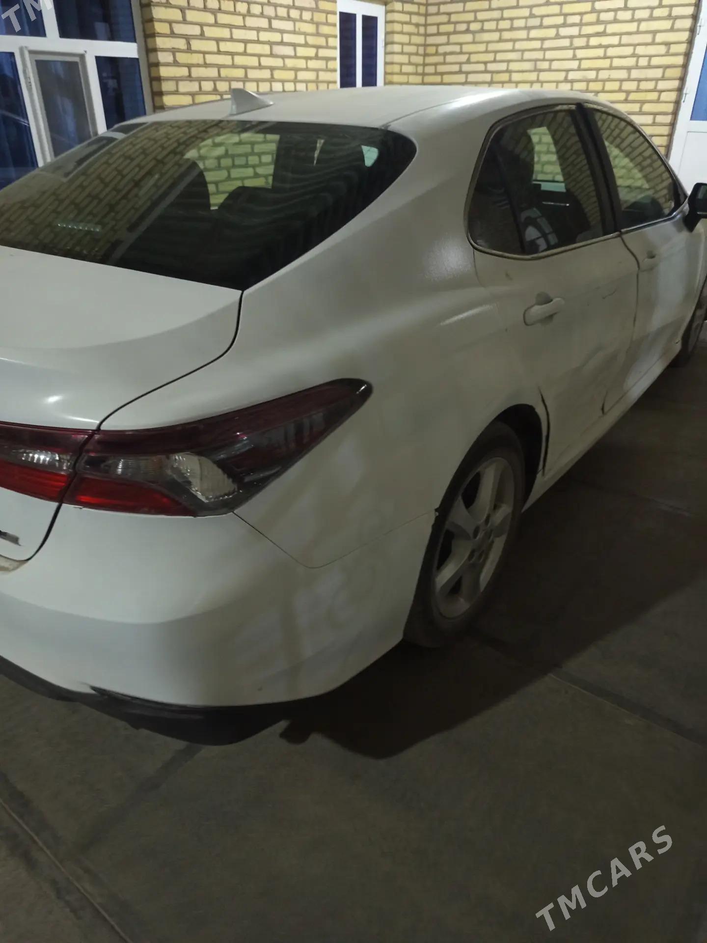 Toyota Camry 2022 - 242 000 TMT - Ким район - img 3