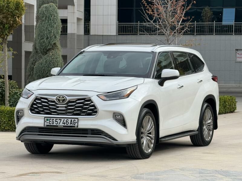 Toyota Highlander 2021 - 520 000 TMT - Aşgabat - img 3