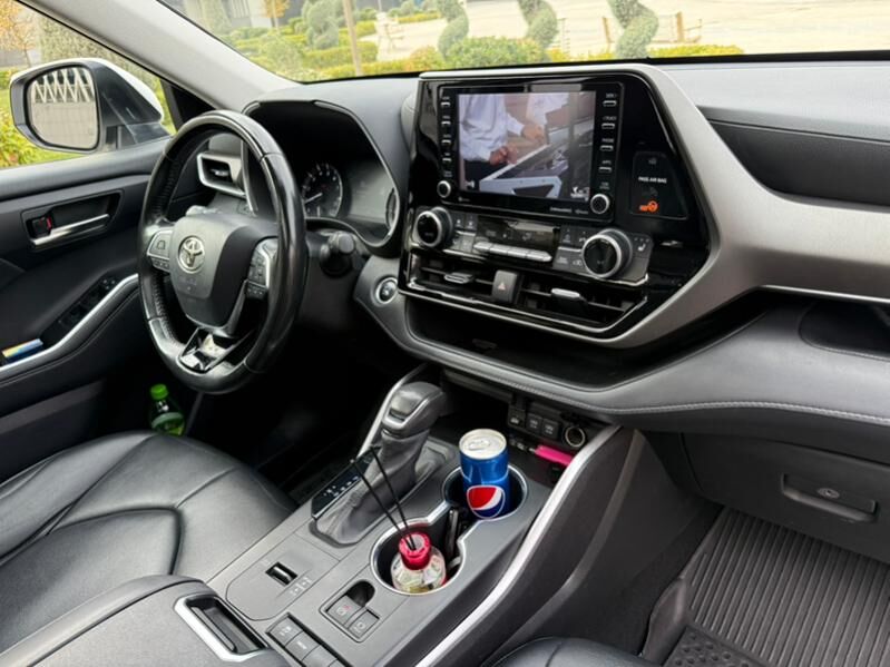 Toyota Highlander 2021 - 520 000 TMT - Aşgabat - img 8