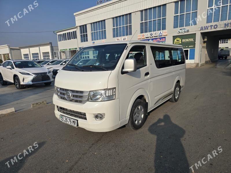 Toyota Hiace 2018 - 280 000 TMT - Мары - img 2