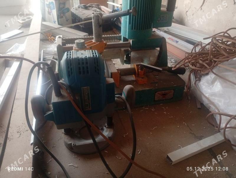 пластик айна гапы бежерйен зат - Gurbansoltan Eje - img 3