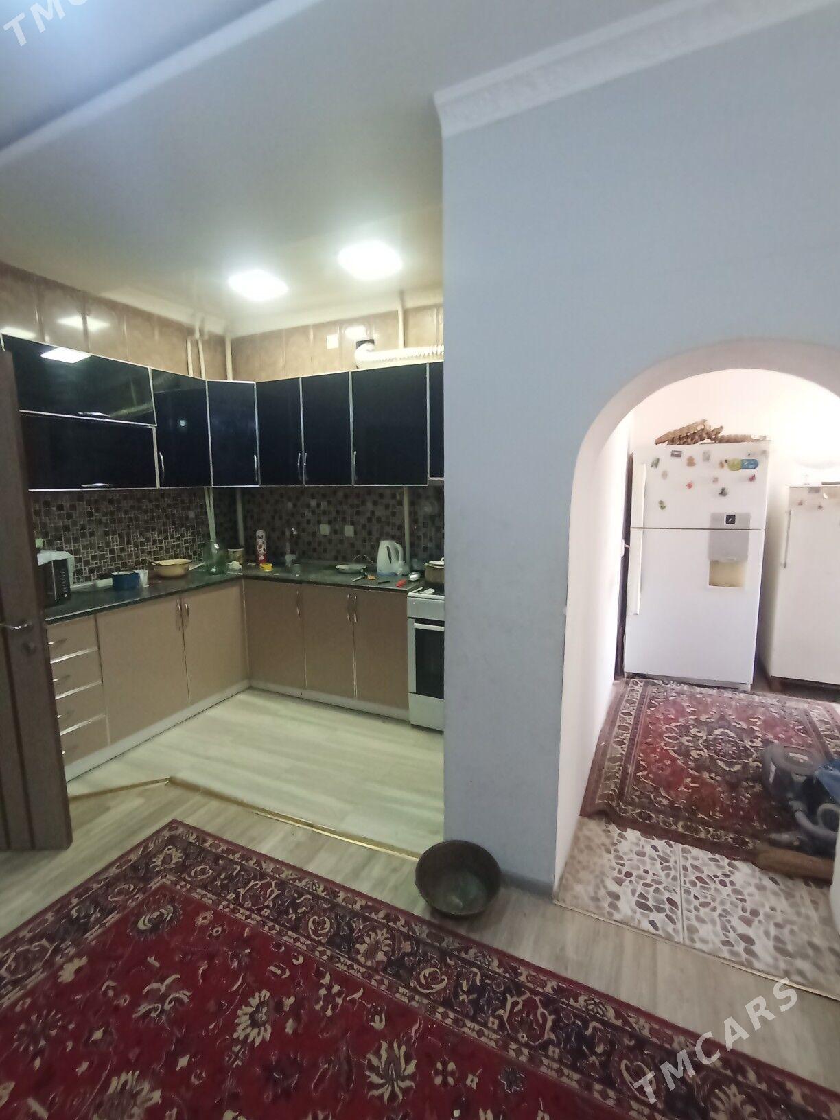 4ком 4/3 этаже центре города - Ашхабад - img 7