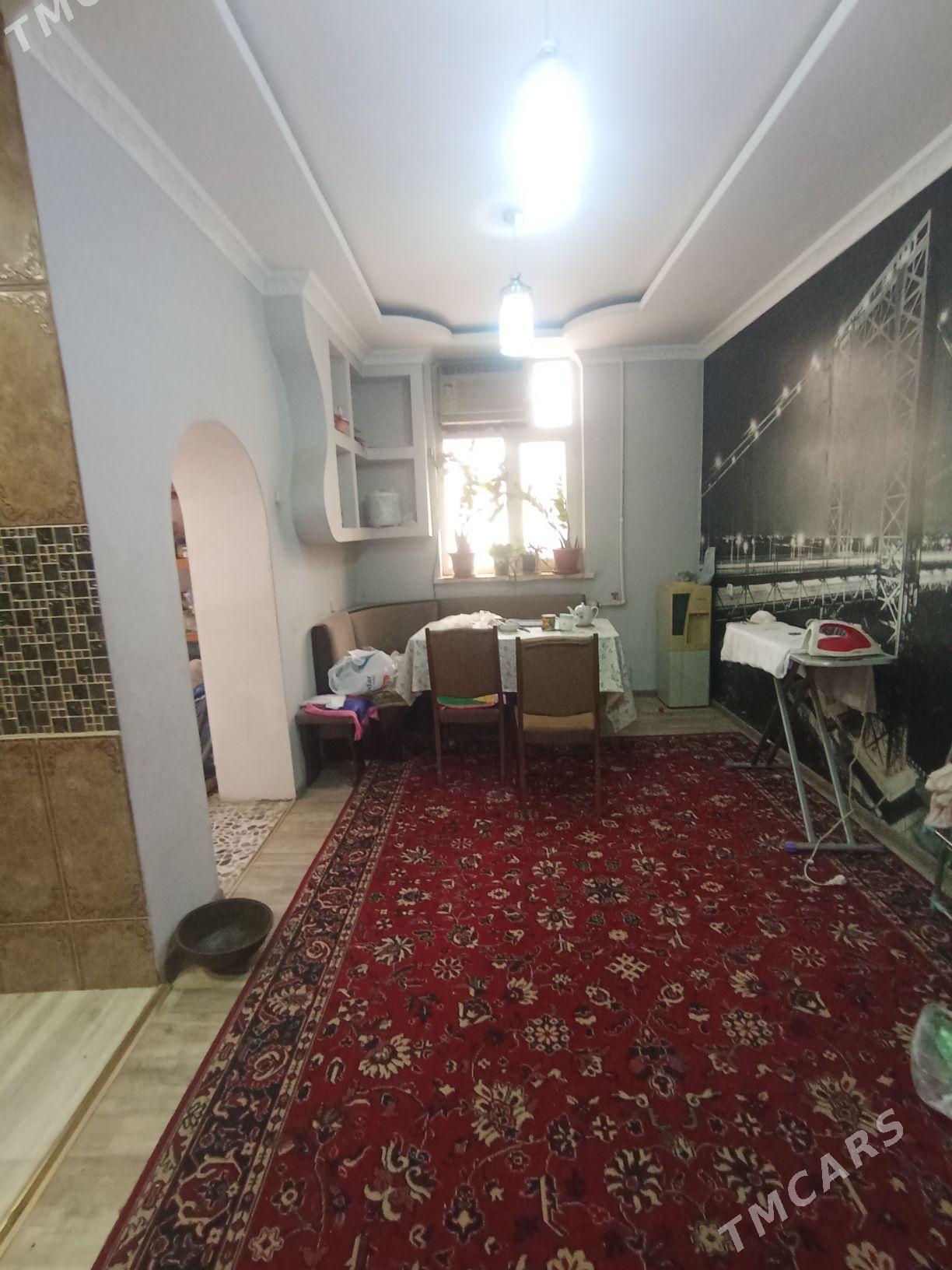 4ком 4/3 этаже центре города - Ашхабад - img 9