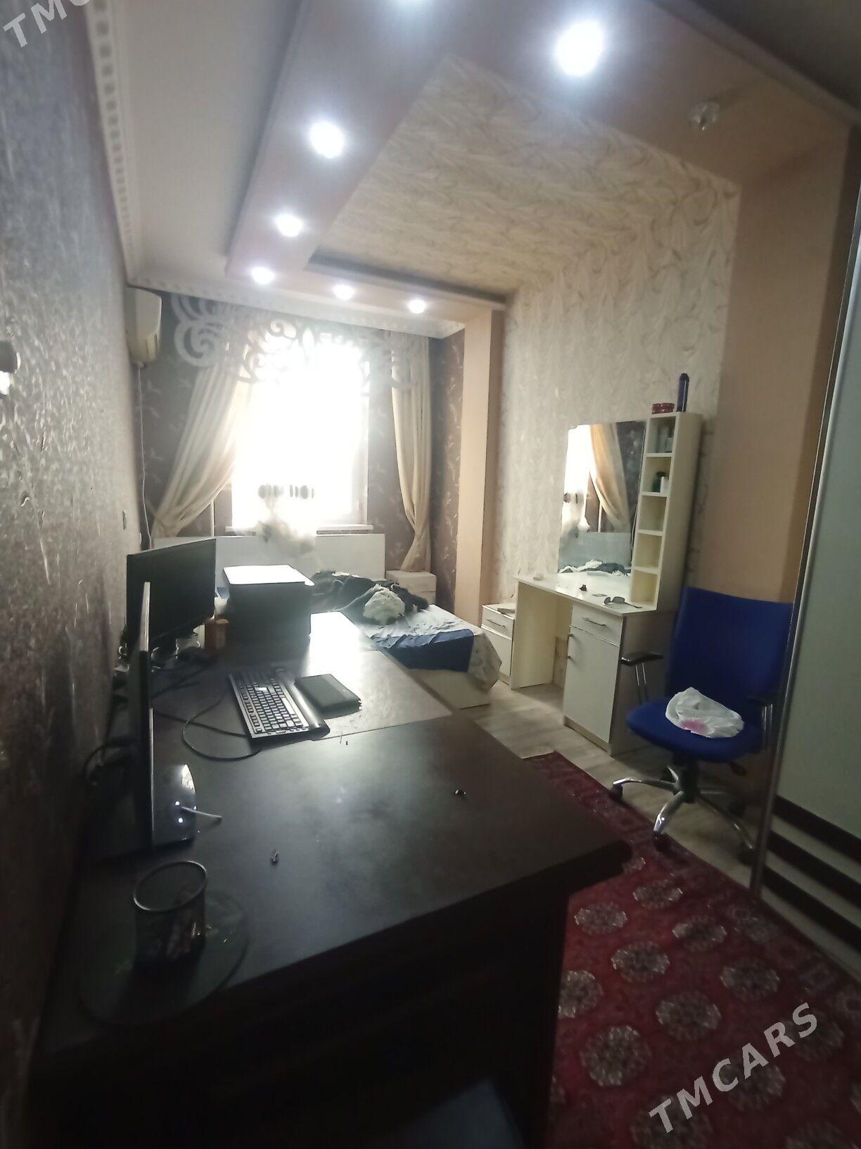 4ком 4/3 этаже центре города - Ашхабад - img 4