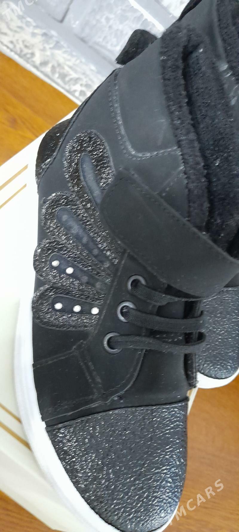 Курточка и ботиночки. - 10 мкр - img 5