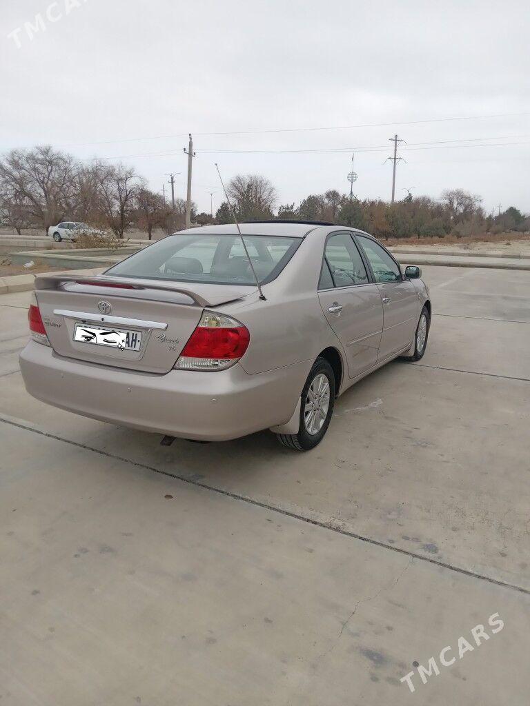 Toyota Camry 2005 - 294 000 TMT - Bäherden - img 3