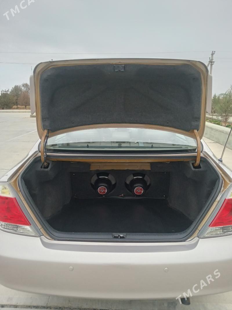 Toyota Camry 2005 - 294 000 TMT - Bäherden - img 9