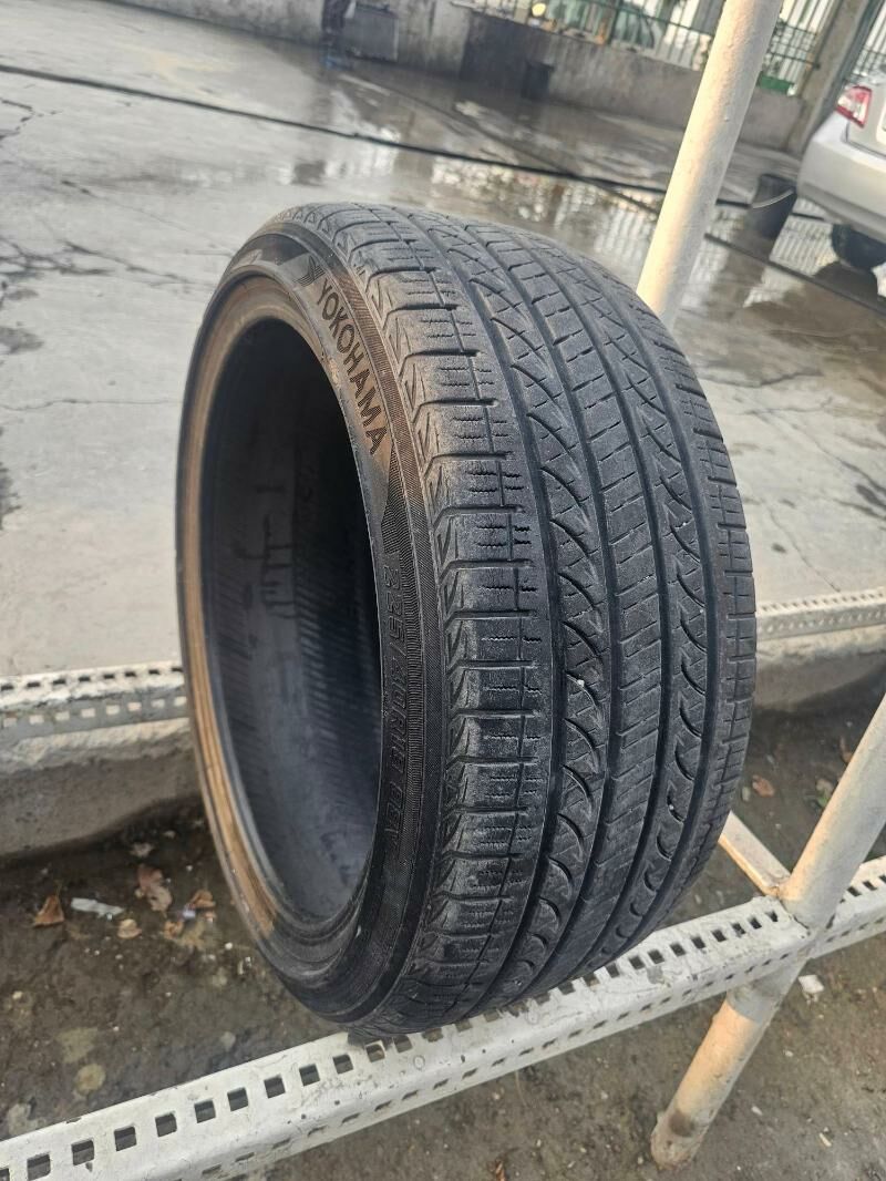225 40 18 Yokohama 300 TMT - Хитровка - img 2