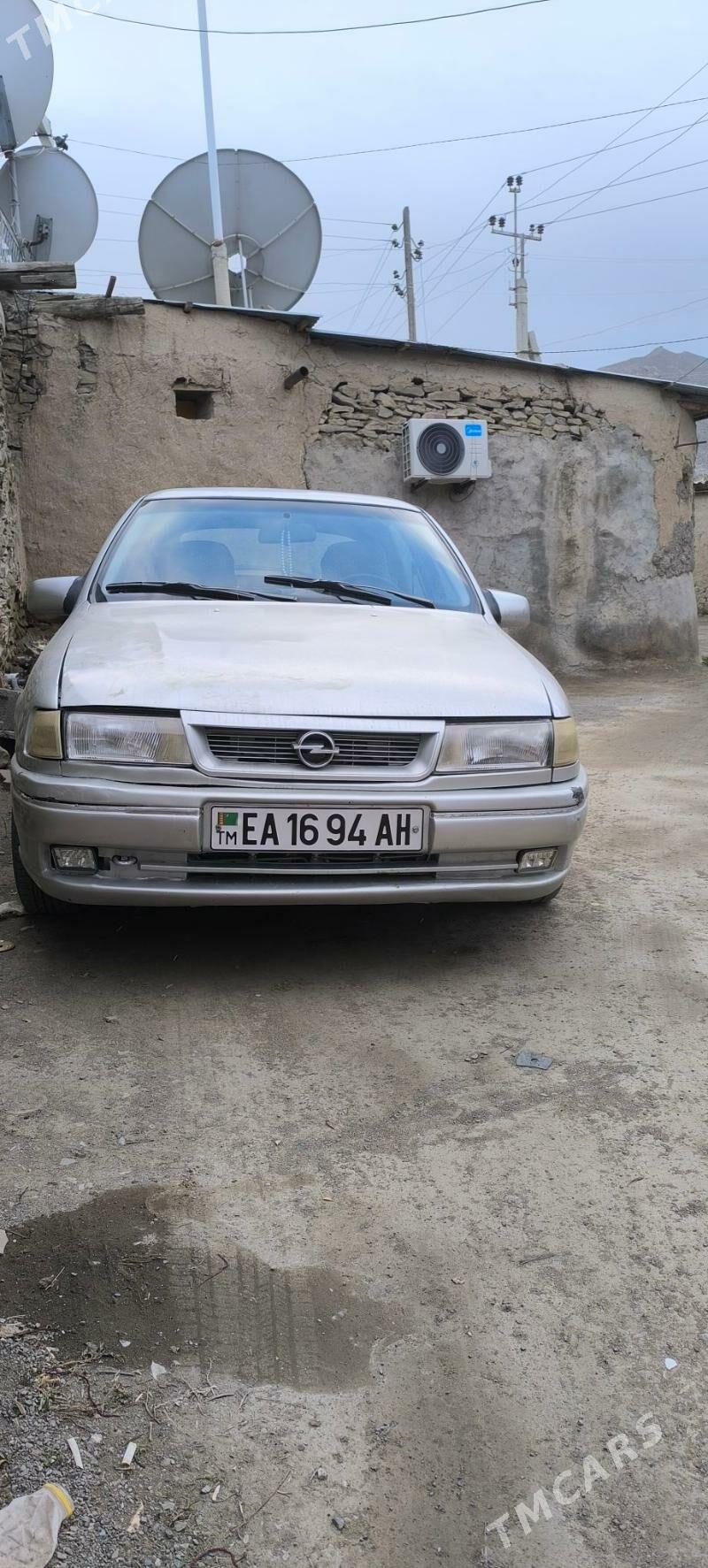 Opel Vectra 1994 - 45 000 TMT - Bäherden - img 10