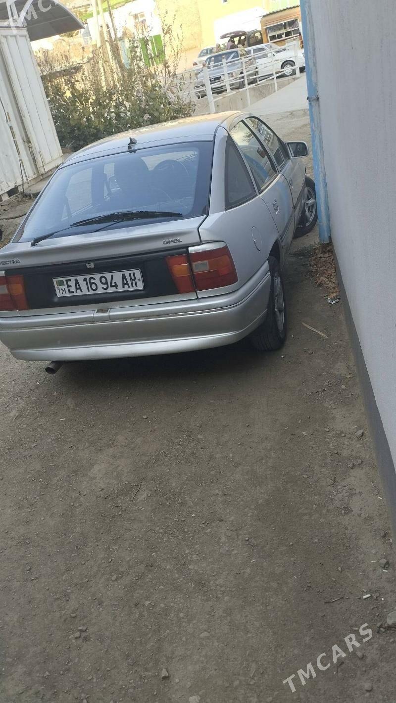 Opel Vectra 1994 - 45 000 TMT - Bäherden - img 2