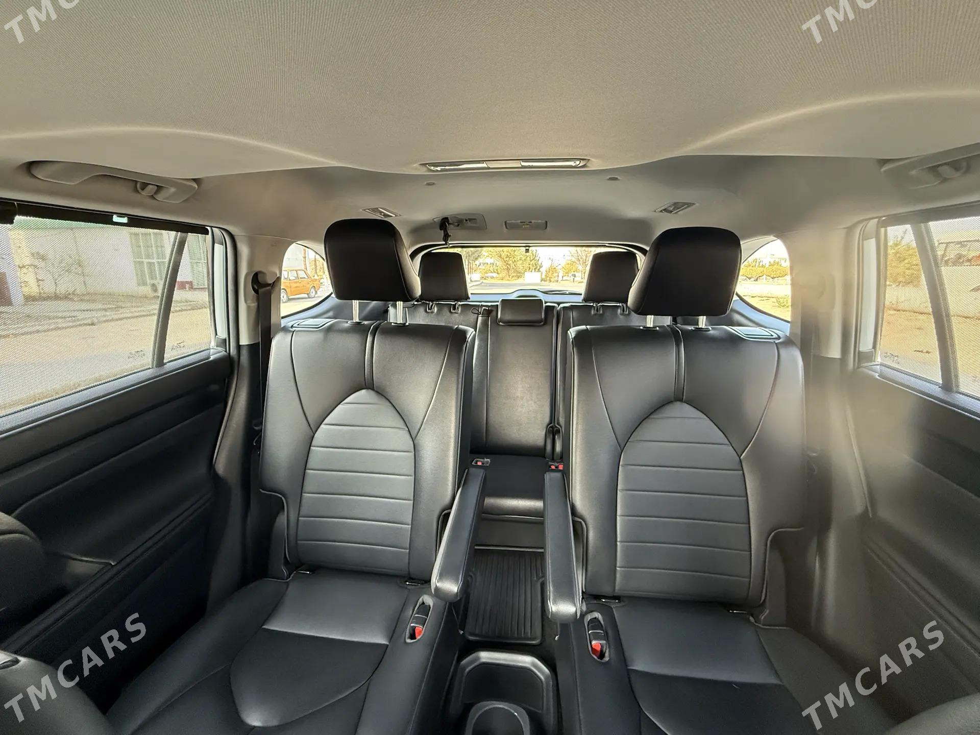 Toyota Highlander 2020 - 560 000 TMT - Туркменабат - img 6