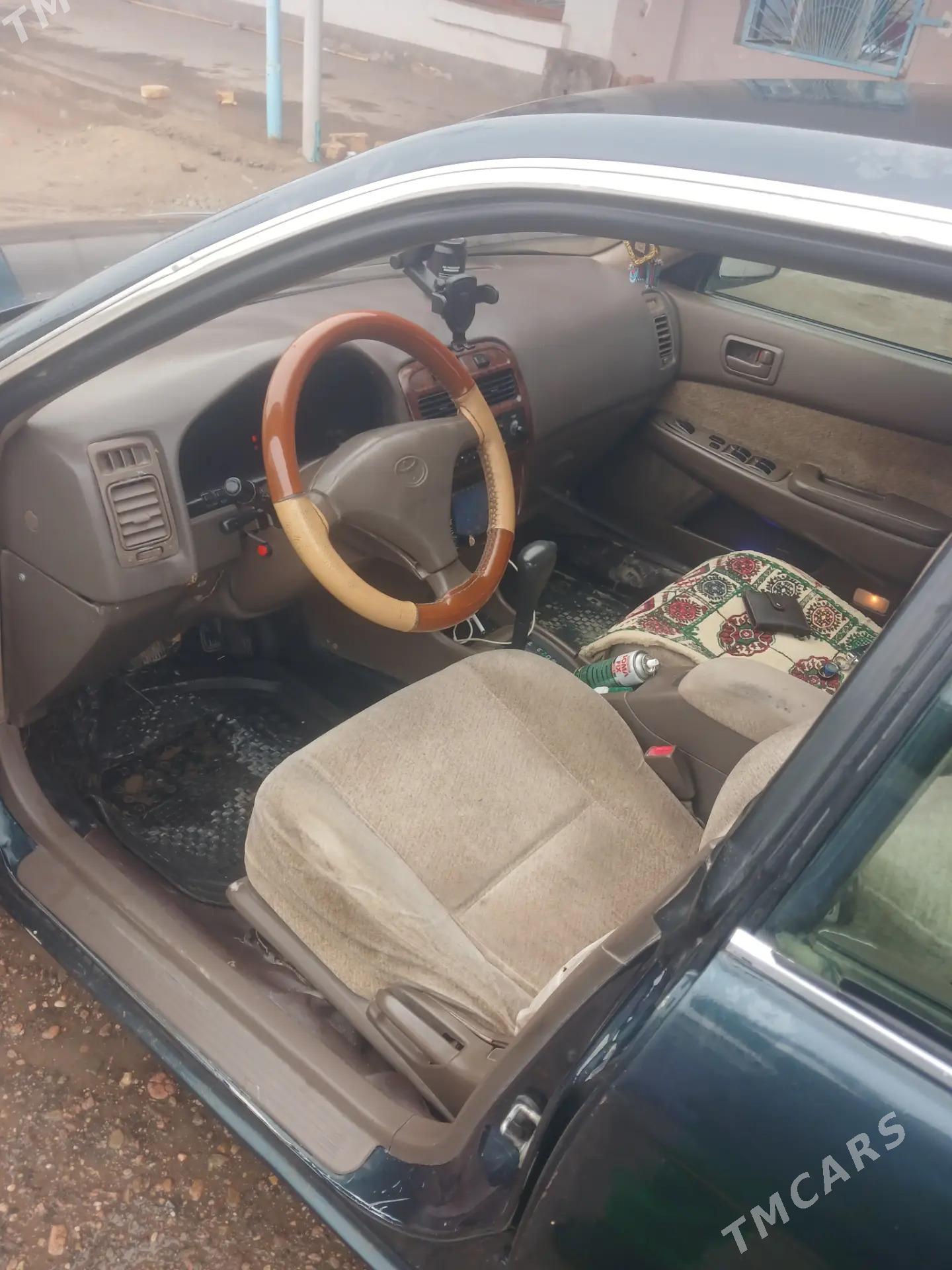 Toyota Vista 1995 - 44 000 TMT - Darganata - img 5