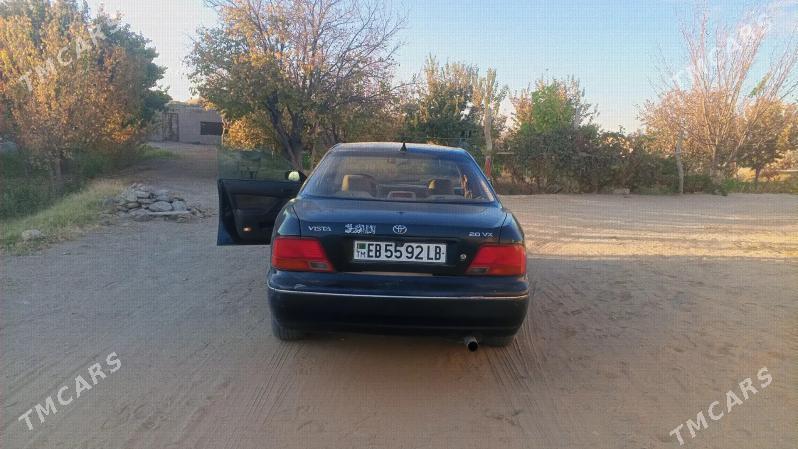 Toyota Vista 1995 - 44 000 TMT - Darganata - img 2