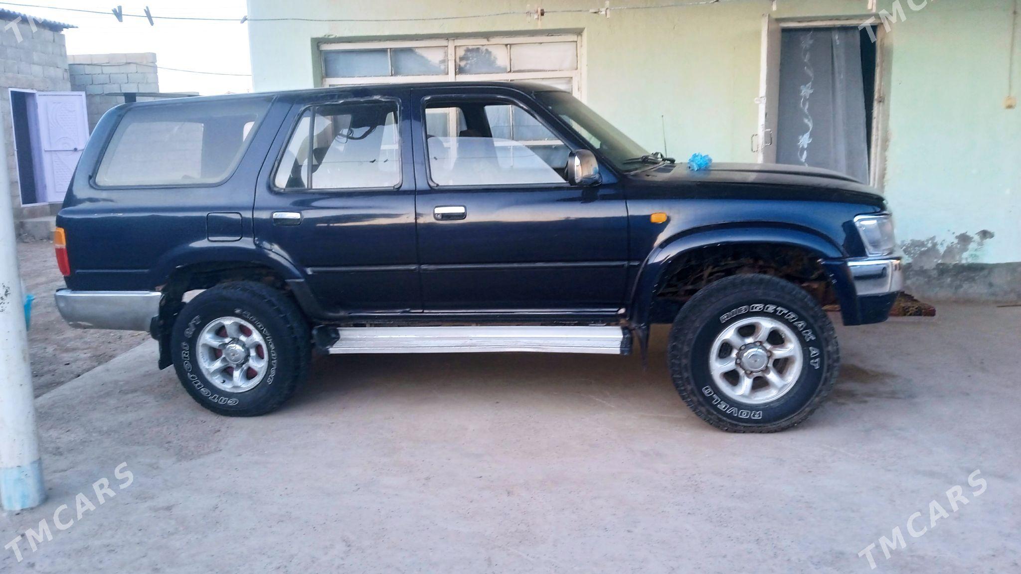 Toyota Hilux 1990 - 55 000 TMT - Tejen - img 3