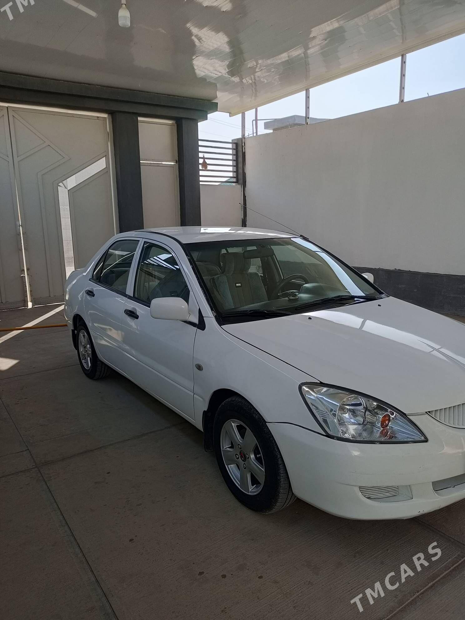 Mitsubishi Lancer 2005 - 105 000 TMT - Aşgabat - img 10