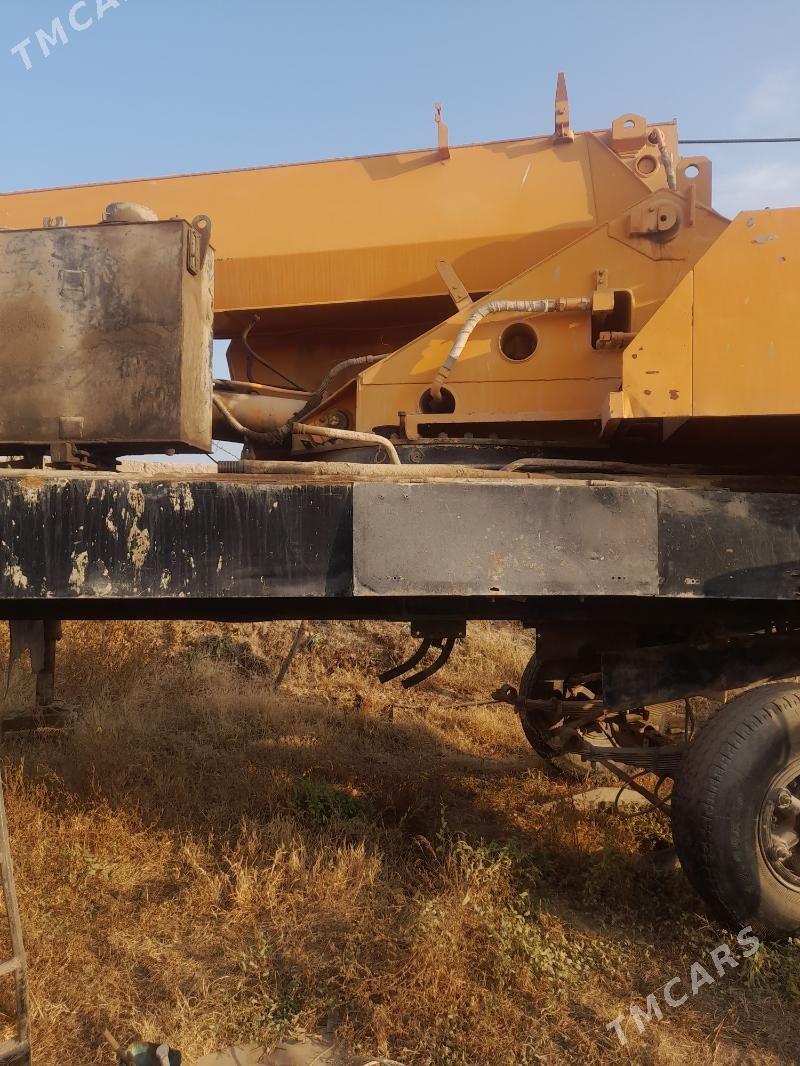 Tadano Faun Atf 60-4 1990 - 200 000 TMT - Шабатский этрап - img 5