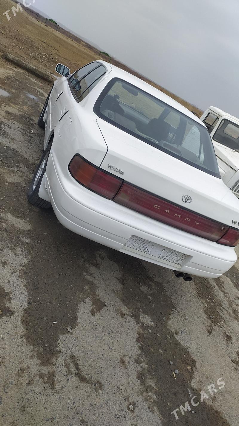 Toyota Camry 1993 - 105 000 TMT - Газаджак - img 5