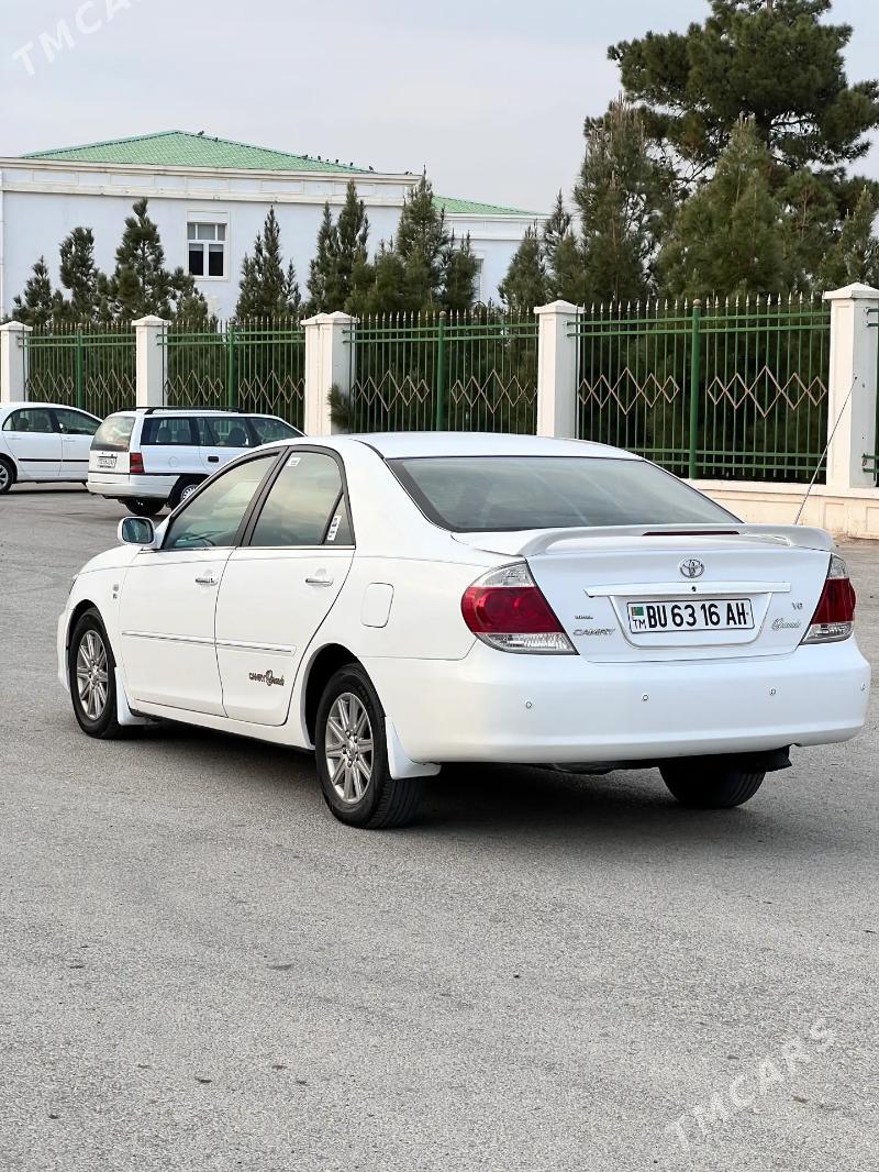 Toyota Camry 2003 - 168 000 TMT - Кака - img 6